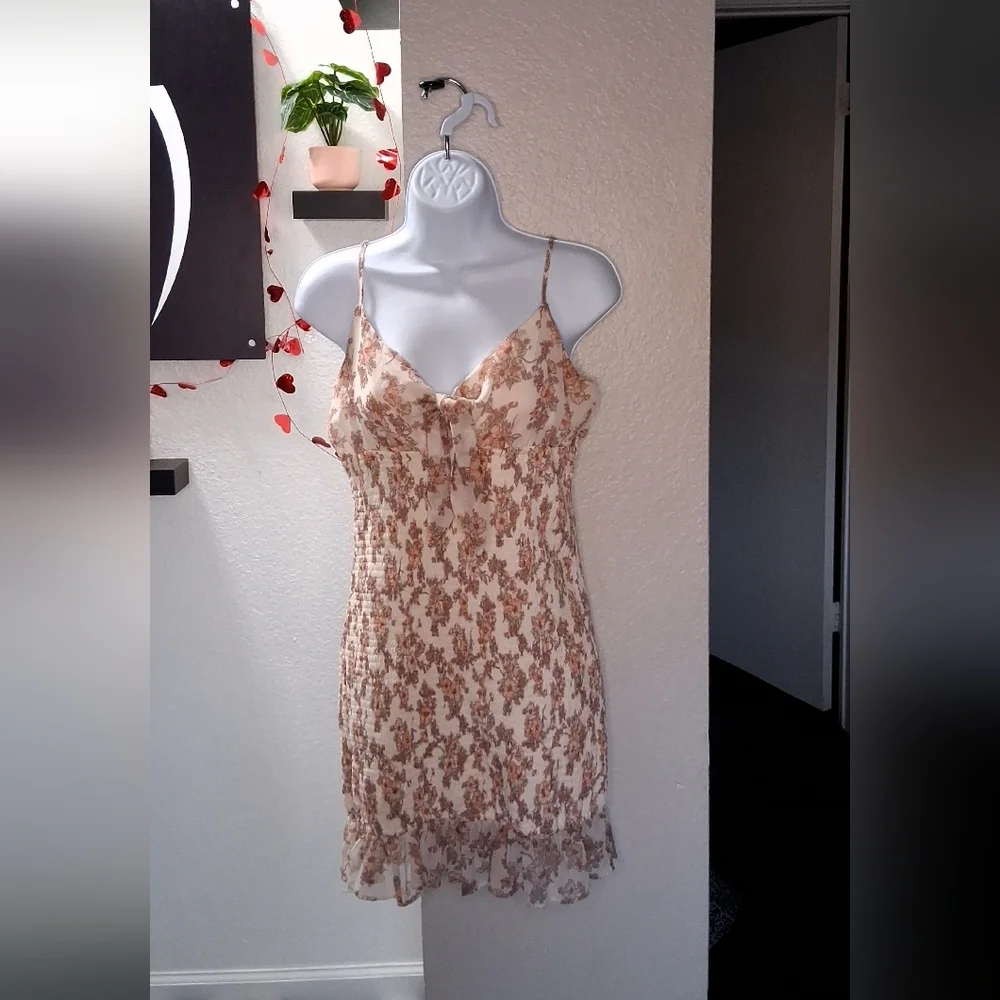 Floral Tie-Front Mini Dress - Picture 11 of 16